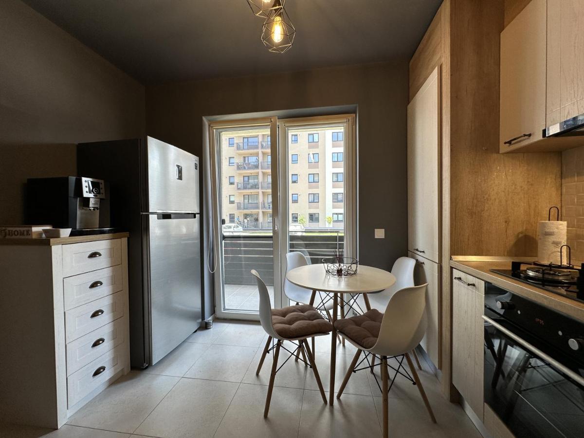 Elisio - Bricks Apartment Braşov Buitenkant foto